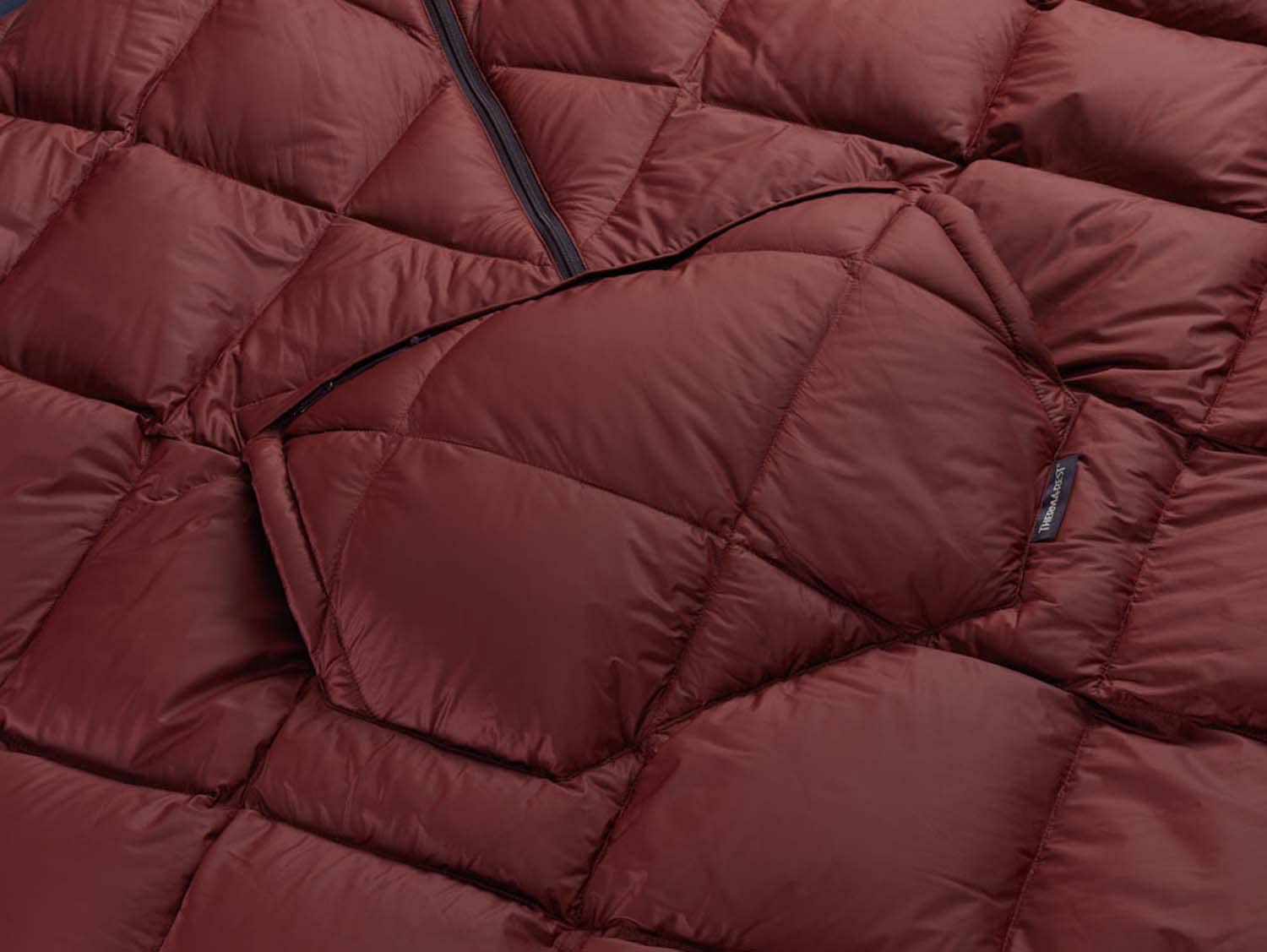 Therm-a-Rest Honcho Poncho Down Wearable Camping Blanket